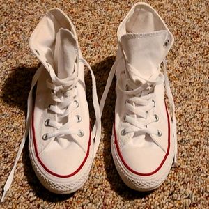 Converse high top tennis shoes